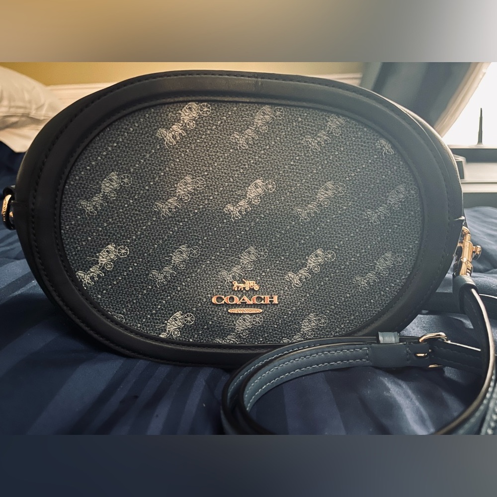 PRE LOVE DENIUM LEATHER COACH CROSSBODY IN EXCELLENT CONDITION